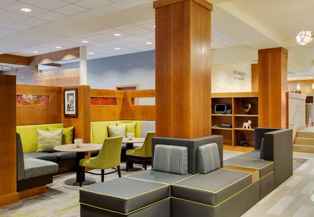 Courtyard By Marriott Boston Logan Airport Exterior foto