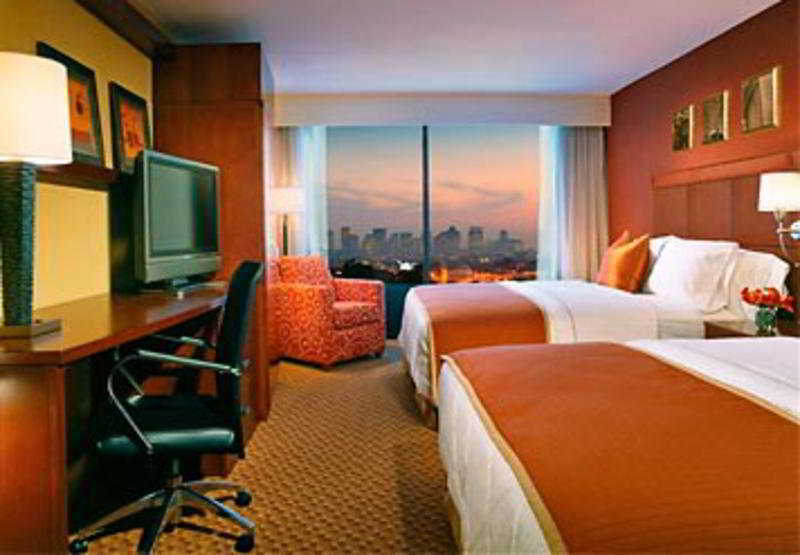 Courtyard By Marriott Boston Logan Airport Exterior foto