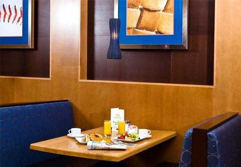 Courtyard By Marriott Boston Logan Airport Exterior foto