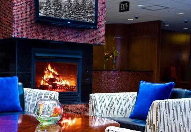 Courtyard By Marriott Boston Logan Airport Exterior foto