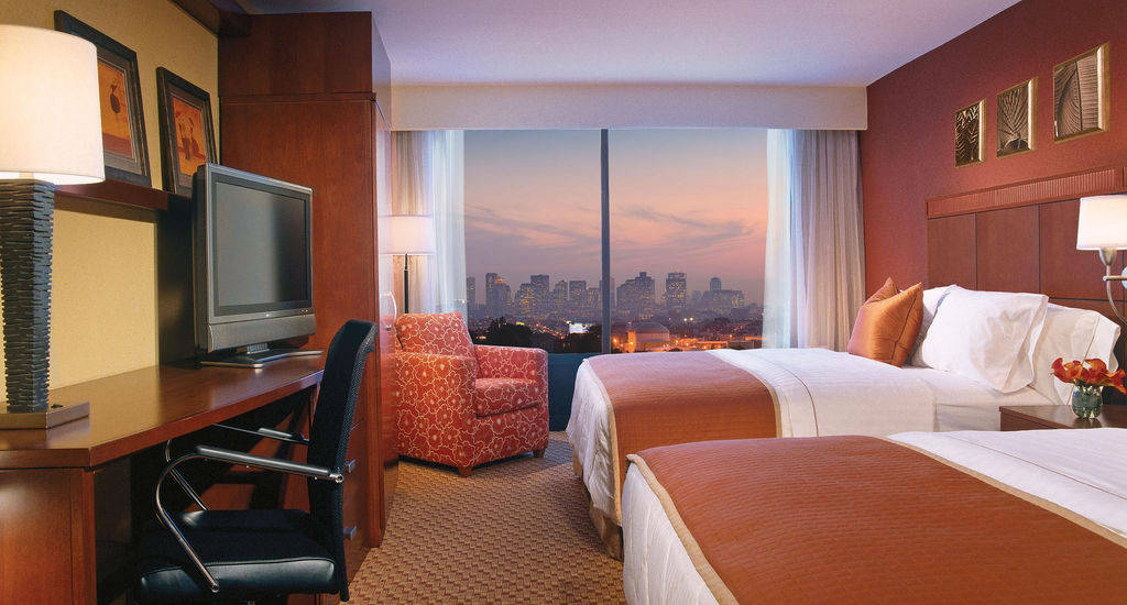Courtyard By Marriott Boston Logan Airport Exterior foto