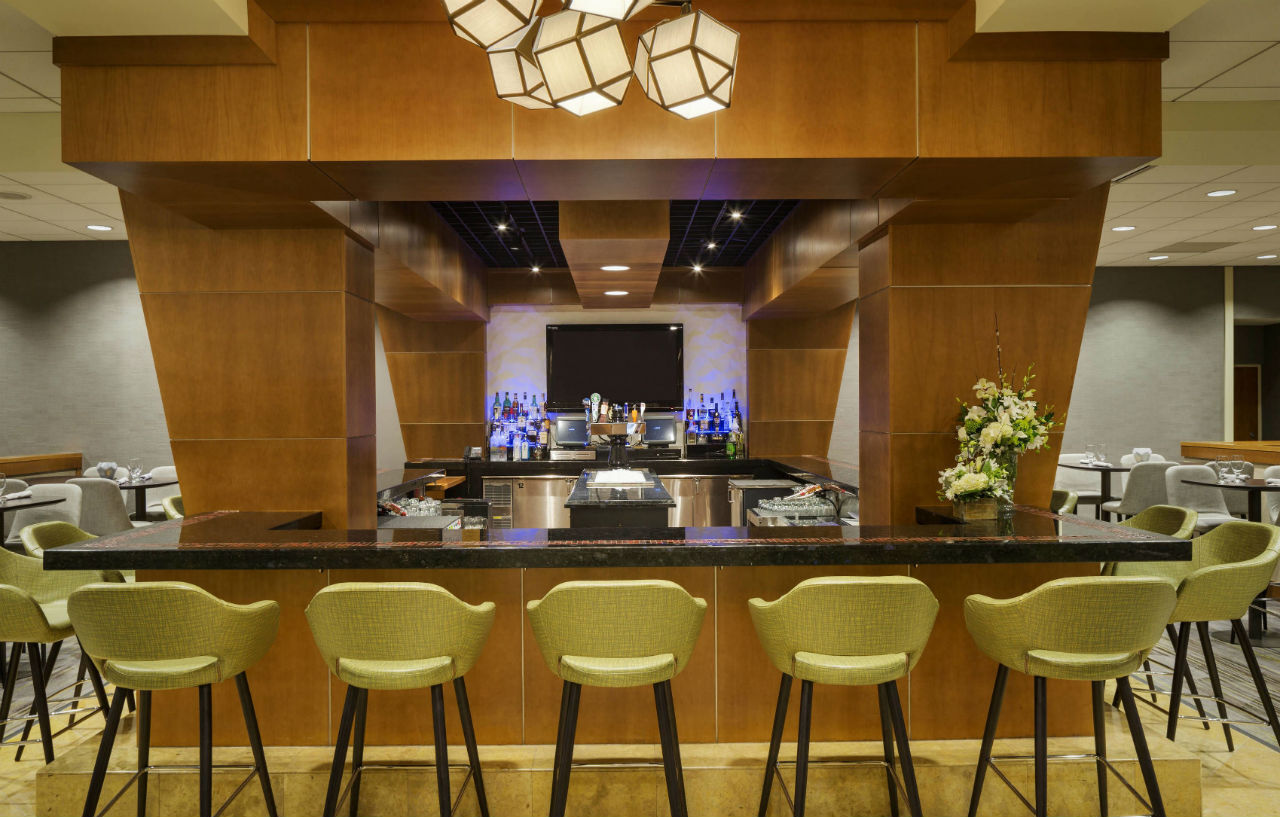 Courtyard By Marriott Boston Logan Airport Exterior foto